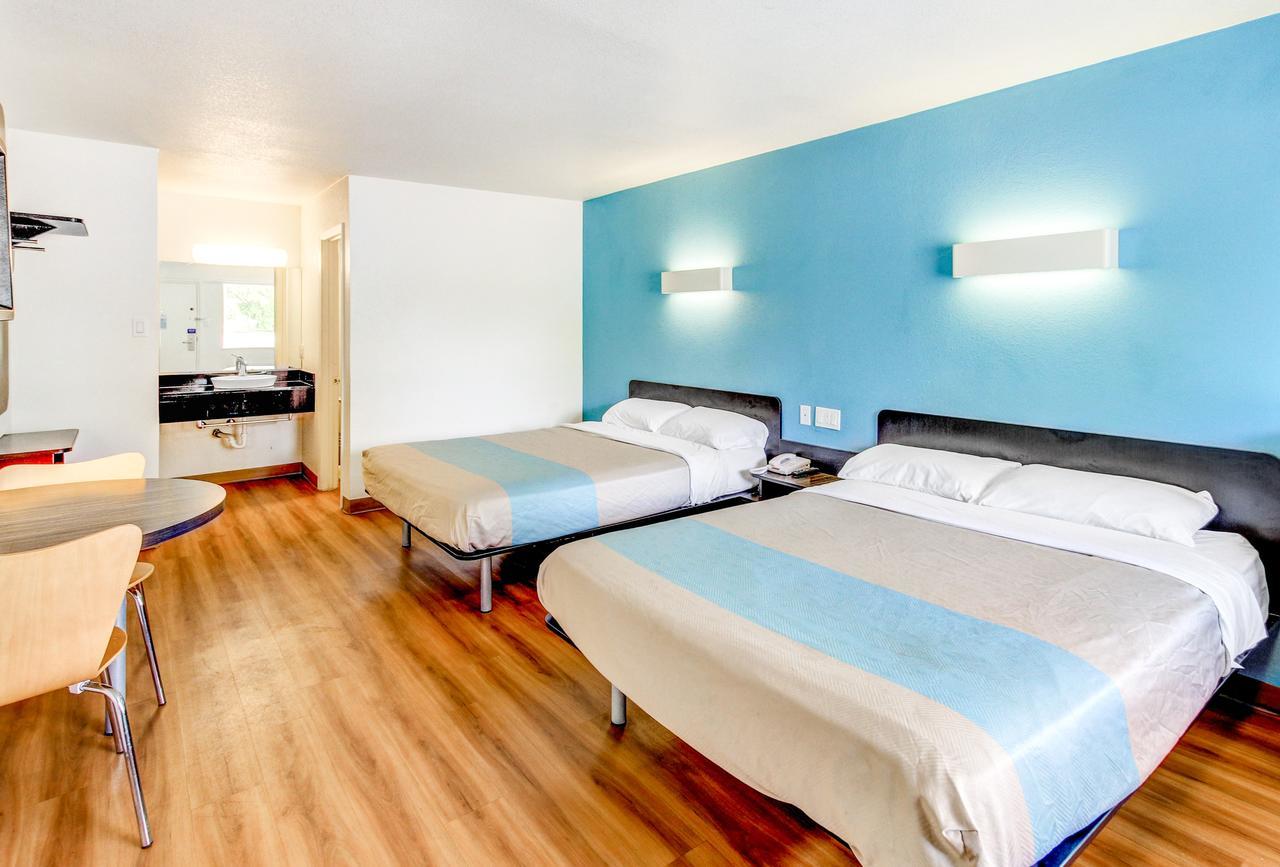 Motel 6 Waco - Lacy Lakeview Bellmead Exteriér fotografie