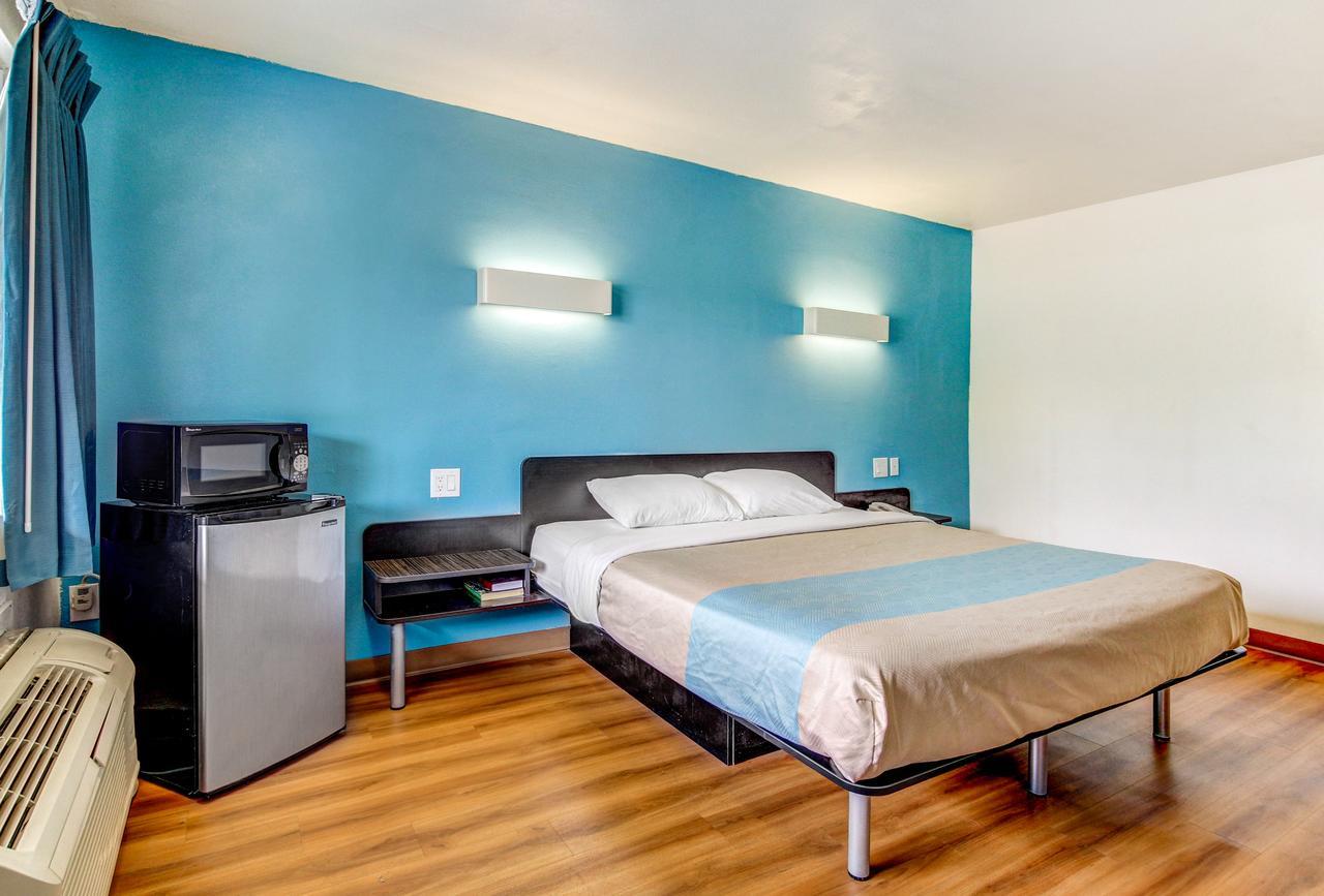 Motel 6 Waco - Lacy Lakeview Bellmead Exteriér fotografie