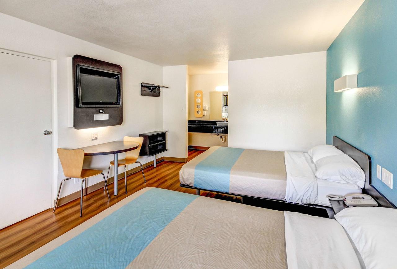 Motel 6 Waco - Lacy Lakeview Bellmead Exteriér fotografie
